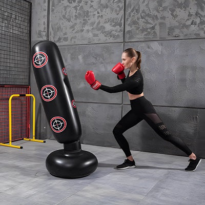 sac de frappe gonflable boxe a la maison